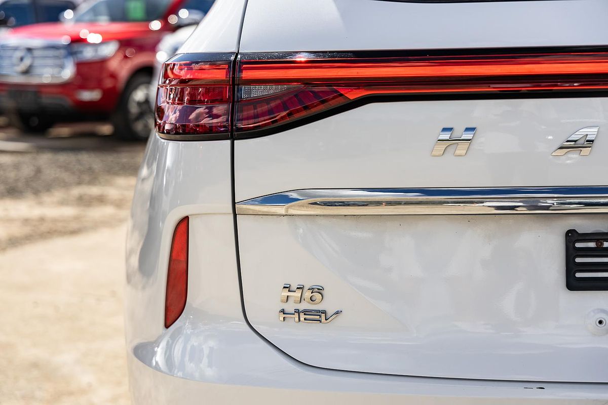 2022 GWM H6 Ultra Hybrid B01