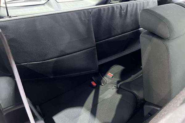 2024 Mitsubishi Outlander LS ZM