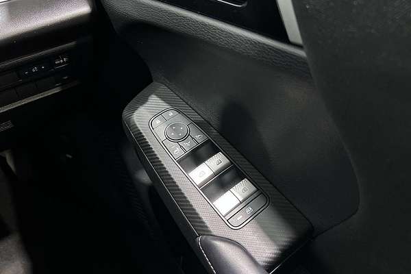 2024 Mitsubishi Outlander LS ZM