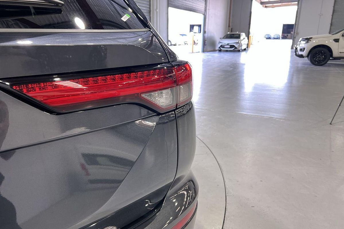 2024 Mitsubishi Outlander LS ZM