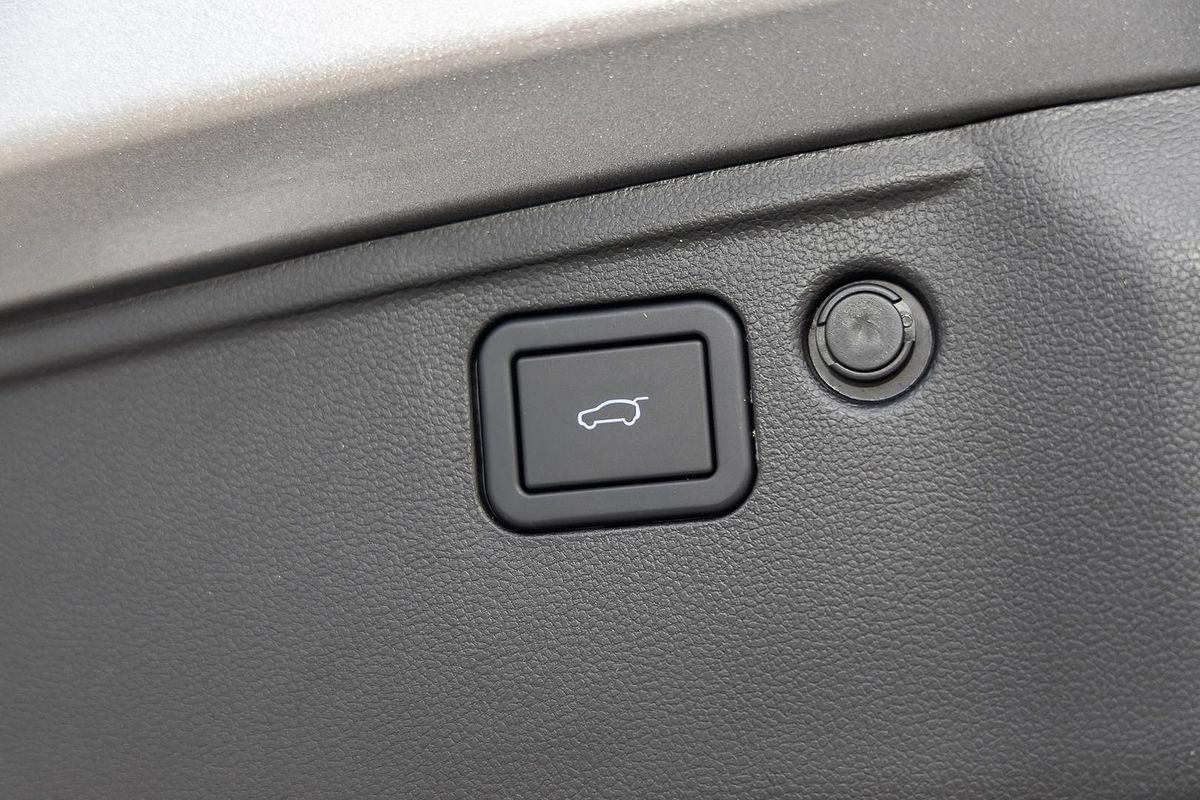 2025 GWM Haval H6 Lux Hybrid B01