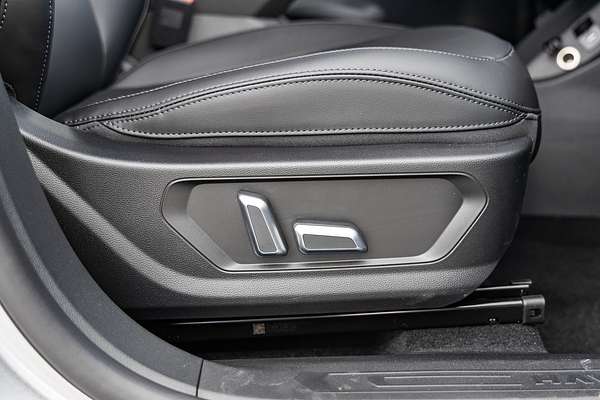2025 GWM Haval H6 Lux Hybrid B01