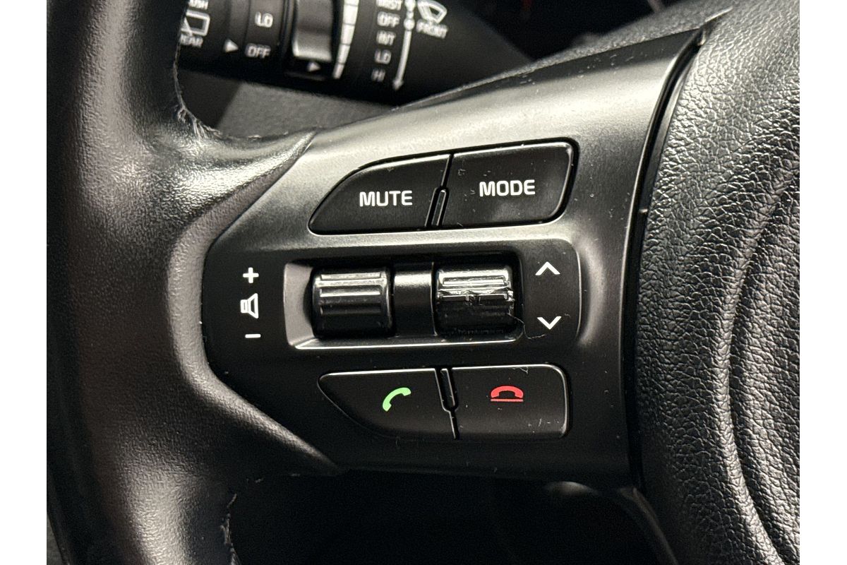 2015 Kia Sorento SLi UM