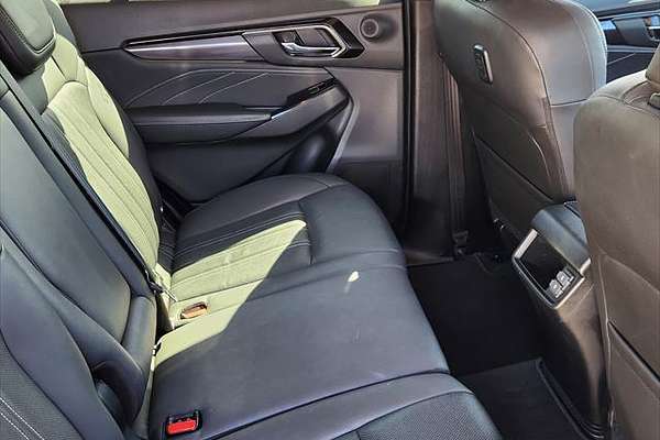 2023 Isuzu MU-X LS-T
