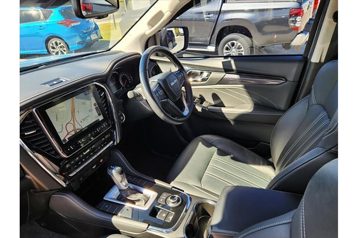2023 Isuzu MU-X LS-T