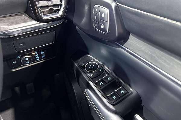 2024 Ford Everest Platinum 3.0L