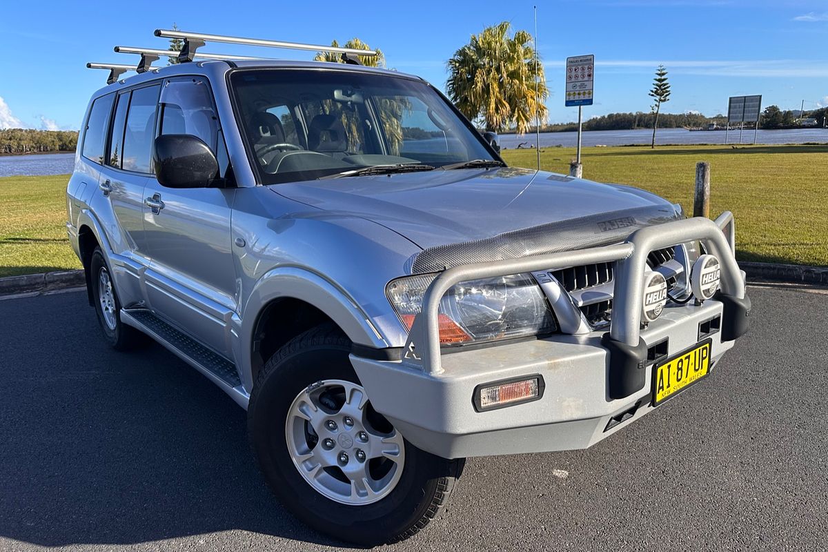2004 Mitsubishi Pajero GLS NP