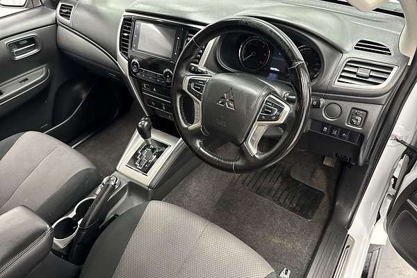 2022 Mitsubishi Triton GLX-R MR 4X4