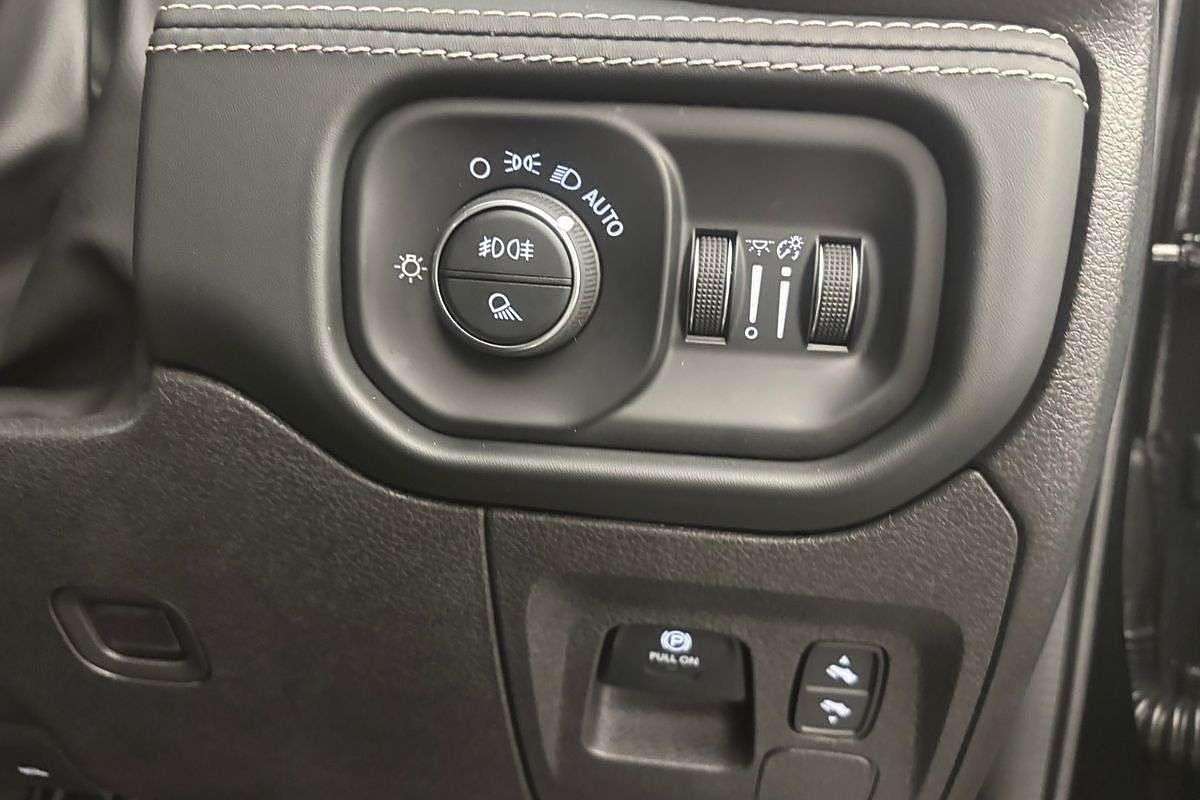 2025 RAM 1500 Limited Hurricane HO RamBox DT 4X4 SWB