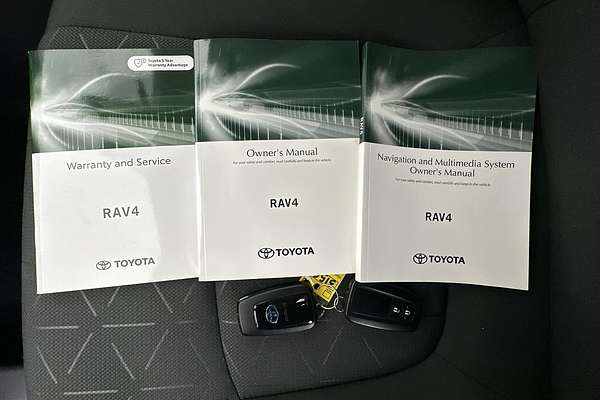 2021 Toyota RAV4 GXL AXAH52R