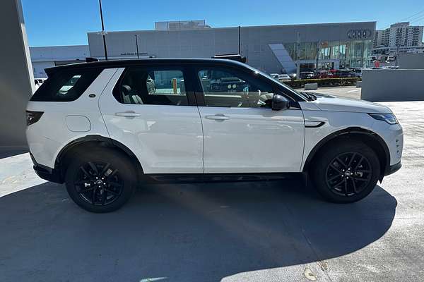 2025 Land Rover Discovery Sport P300e Dynamic SE L550