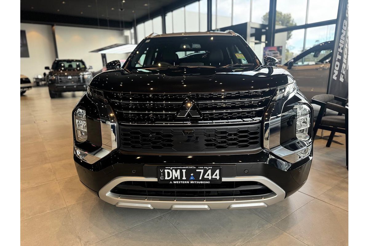 2025 Mitsubishi Outlander PHEV Exceed Tourer ZM
