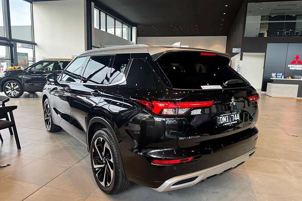2025 Mitsubishi Outlander PHEV Exceed Tourer ZM