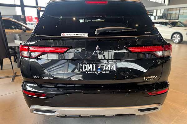 2025 Mitsubishi Outlander PHEV Exceed Tourer ZM
