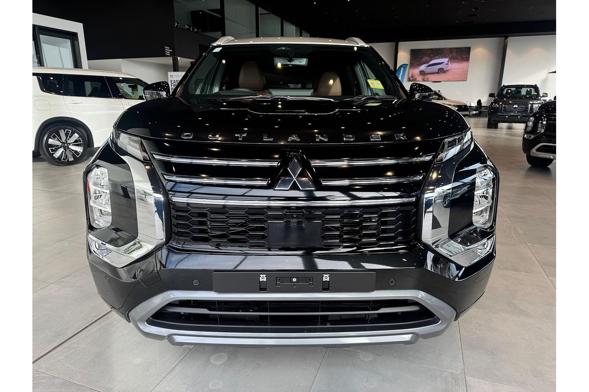 2025 Mitsubishi Outlander Exceed Tourer ZM