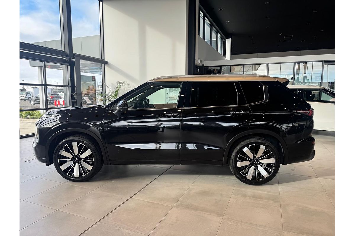 2025 Mitsubishi Outlander Exceed Tourer ZM