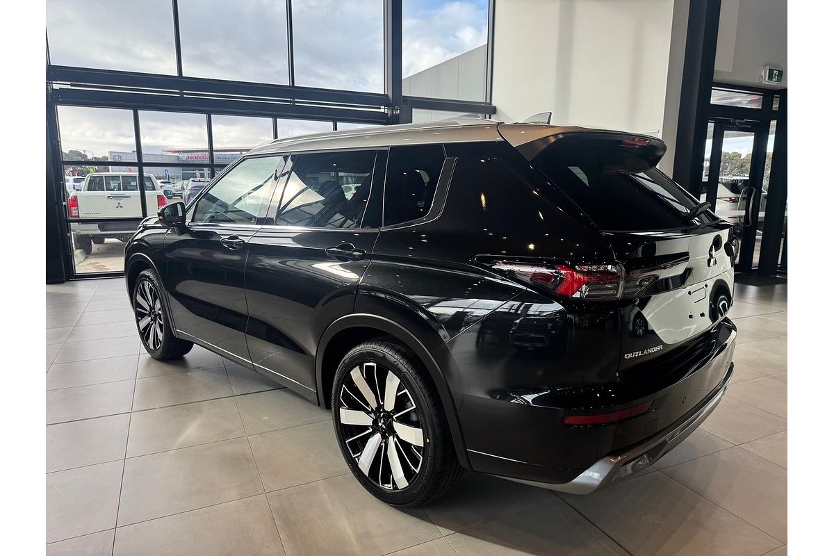 2025 Mitsubishi Outlander Exceed Tourer ZM