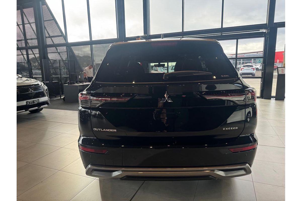 2025 Mitsubishi Outlander Exceed Tourer ZM