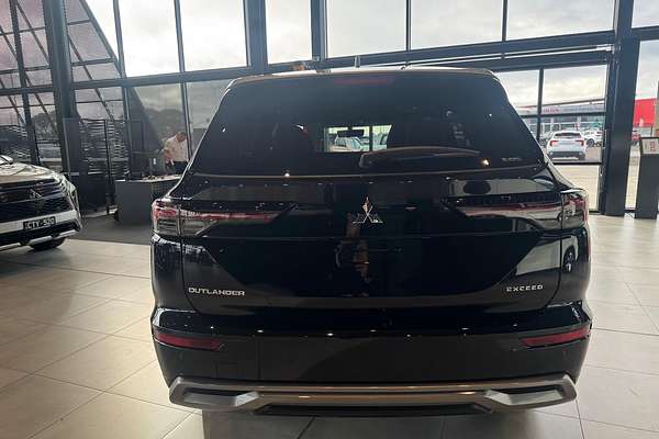 2025 Mitsubishi Outlander Exceed Tourer ZM