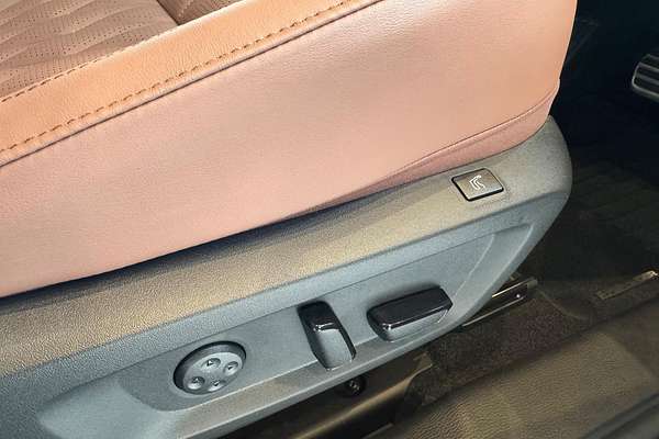 2025 Mitsubishi Outlander Exceed Tourer ZM