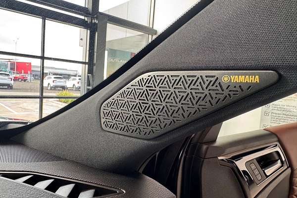 2025 Mitsubishi Outlander Exceed Tourer ZM