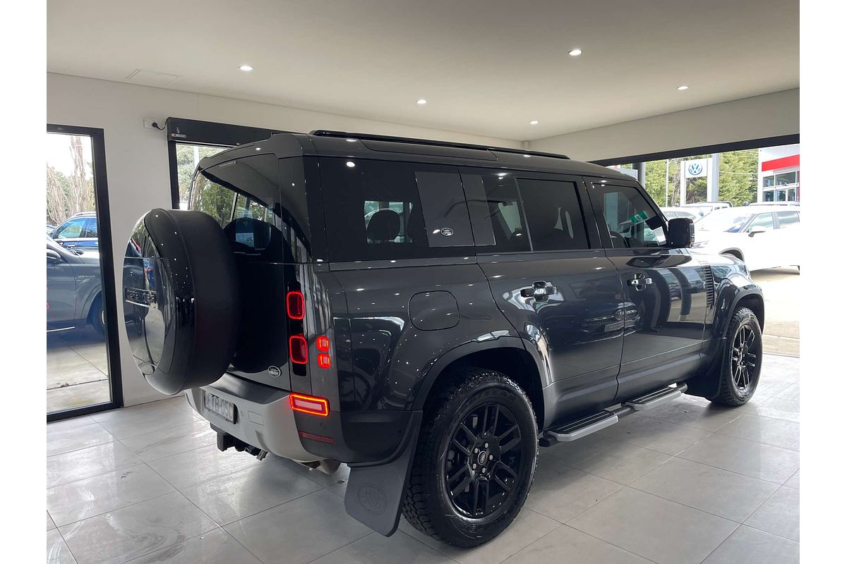 2022 Land Rover Defender 110 P400 SE L663