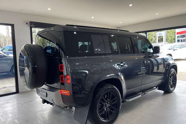 2022 Land Rover Defender 110 P400 SE L663