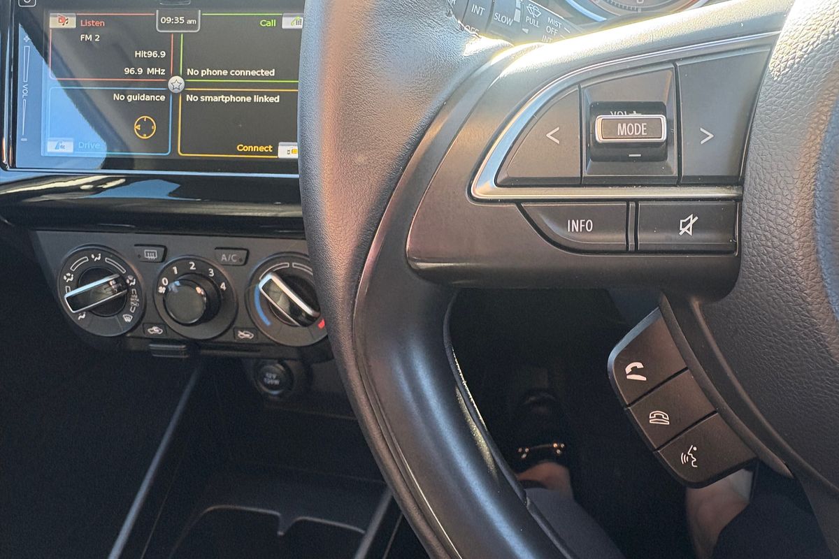 2023 Suzuki Swift GL AZ Series II