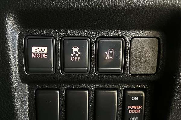 2010 Nissan Elgrand Highway Star TE52
