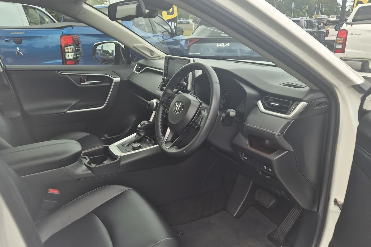 2020 Toyota RAV4 Cruiser AXAH54R