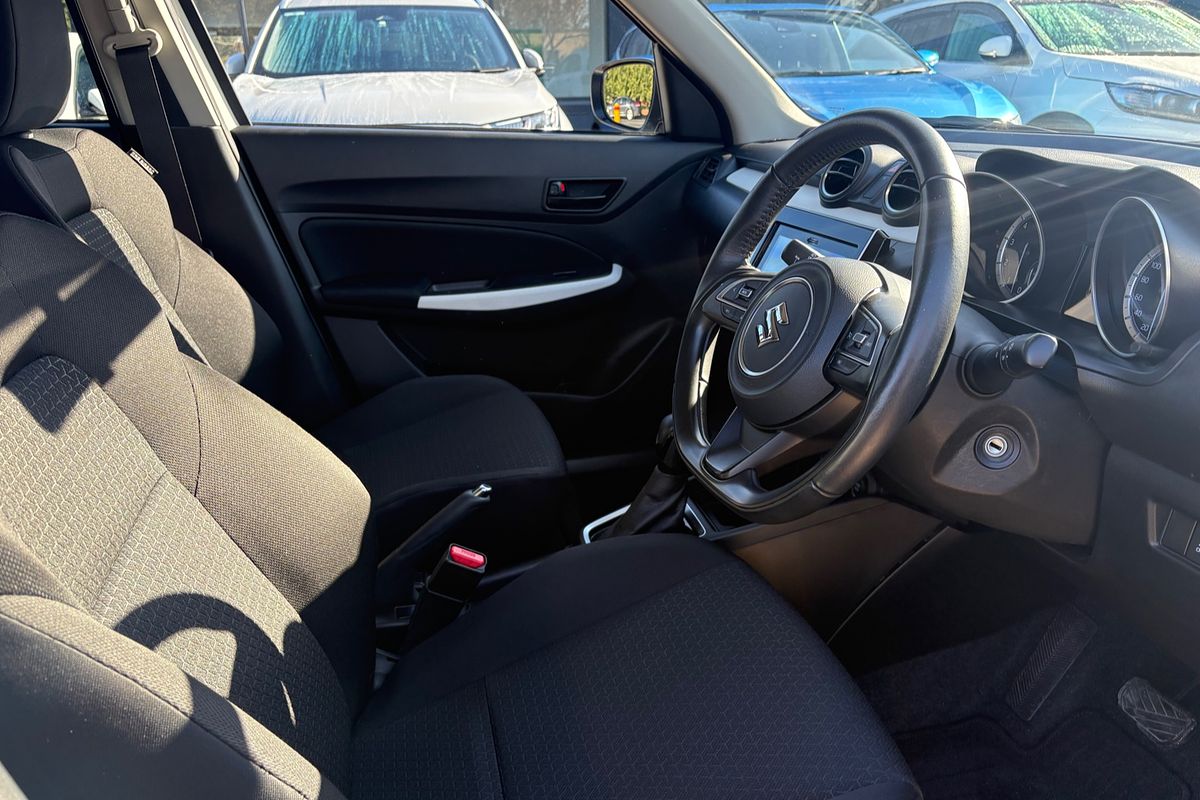 2023 Suzuki Swift GL AZ Series II