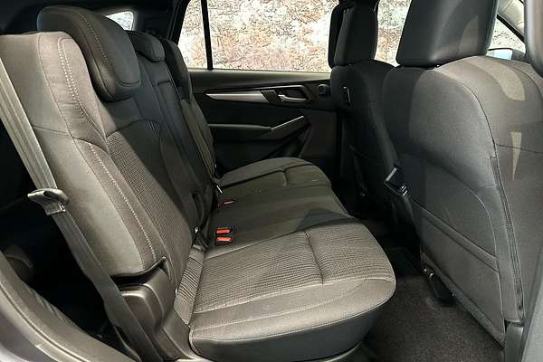 2025 Isuzu MU-X LS-M