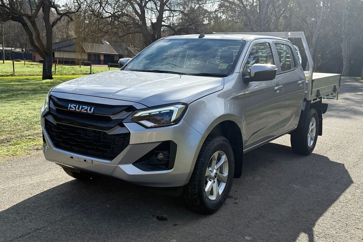 2025 Isuzu D-MAX LS-M 4X4