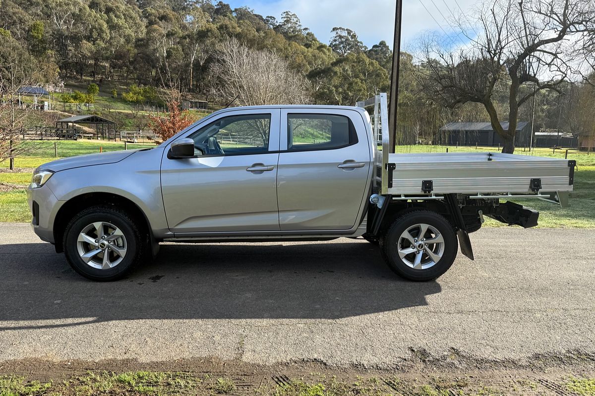 2025 Isuzu D-MAX LS-M 4X4