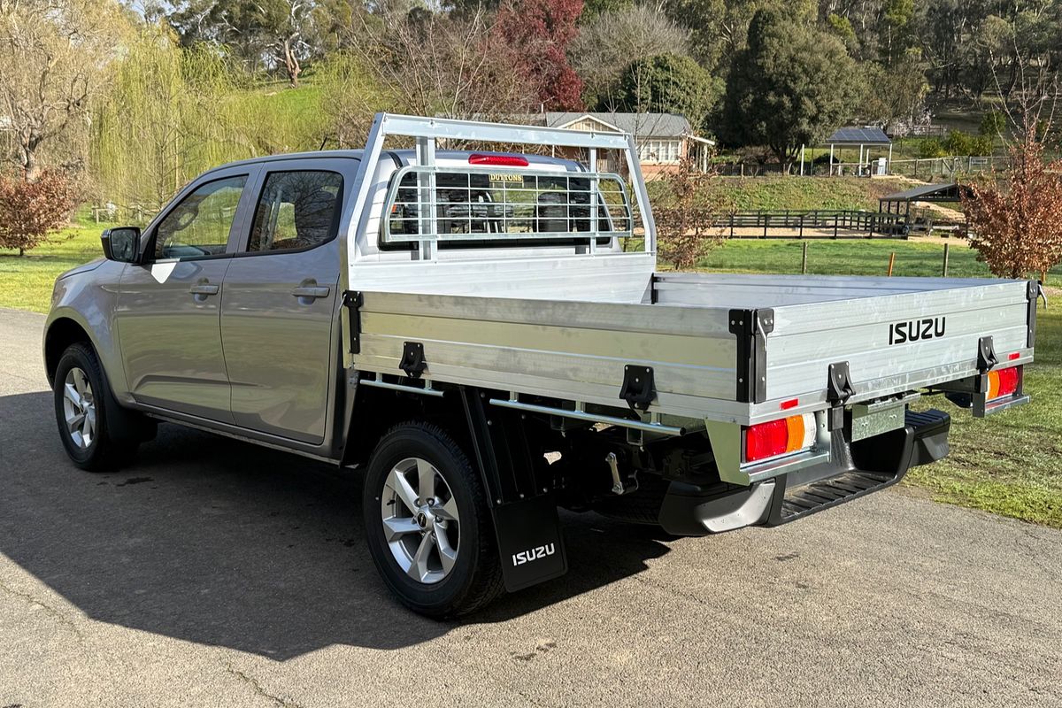 2025 Isuzu D-MAX LS-M 4X4