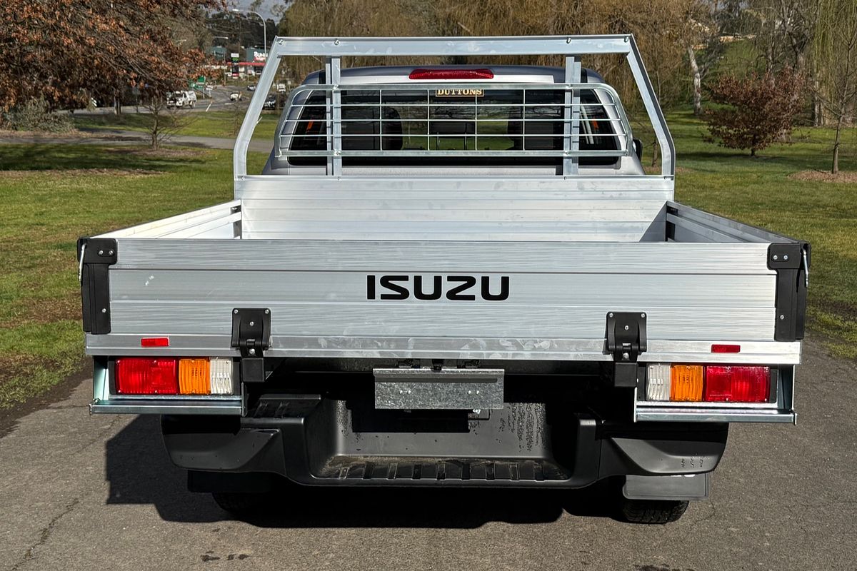 2025 Isuzu D-MAX LS-M 4X4