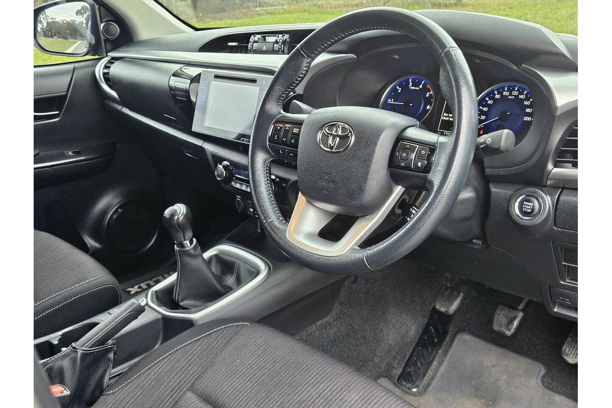 2017 Toyota Hilux SR5 GUN126R 4X4