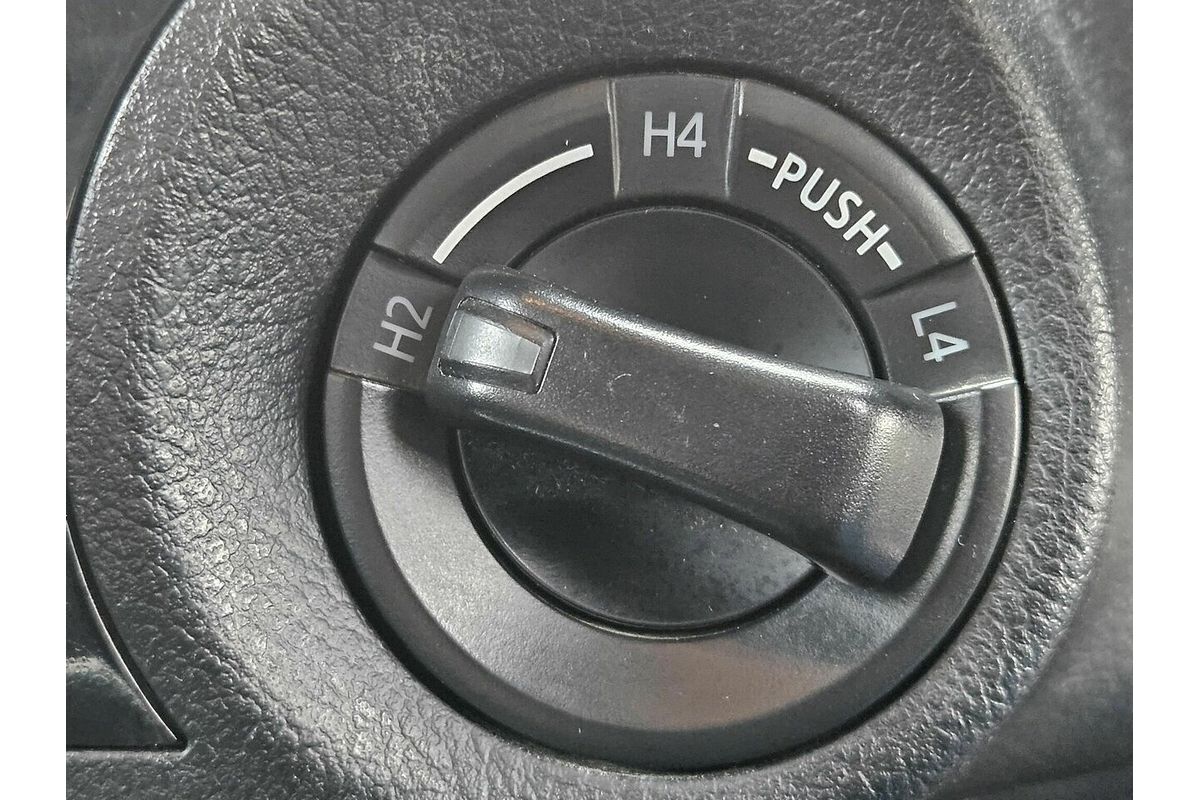 2017 Toyota Hilux SR5 GUN126R 4X4