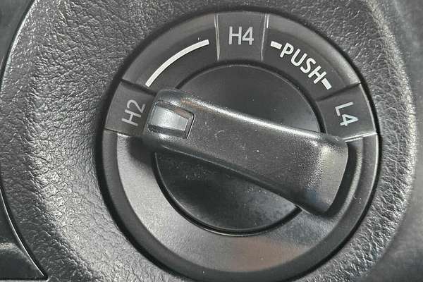 2017 Toyota Hilux SR5 GUN126R 4X4