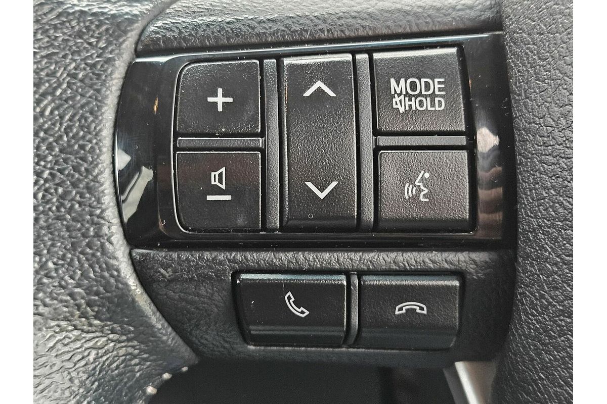2017 Toyota Hilux SR5 GUN126R 4X4