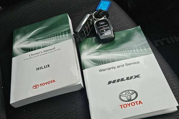 2017 Toyota Hilux SR5 GUN126R 4X4