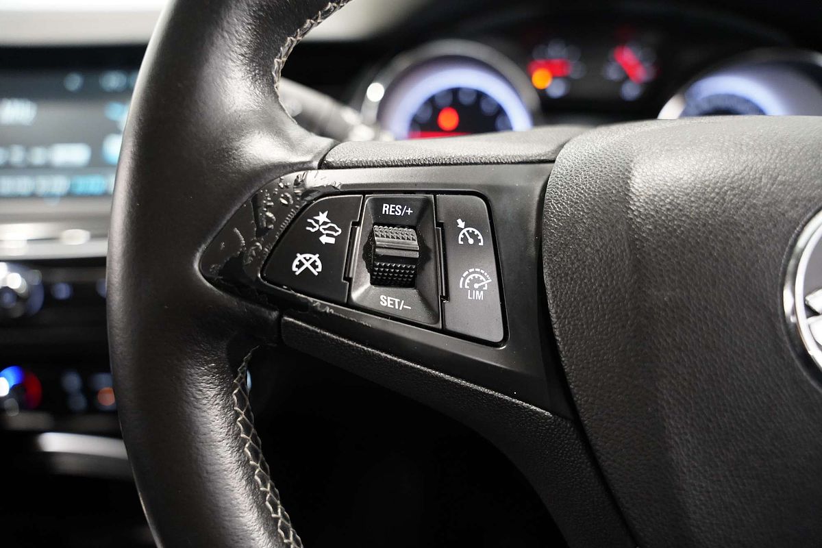 2018 Holden Commodore RS ZB