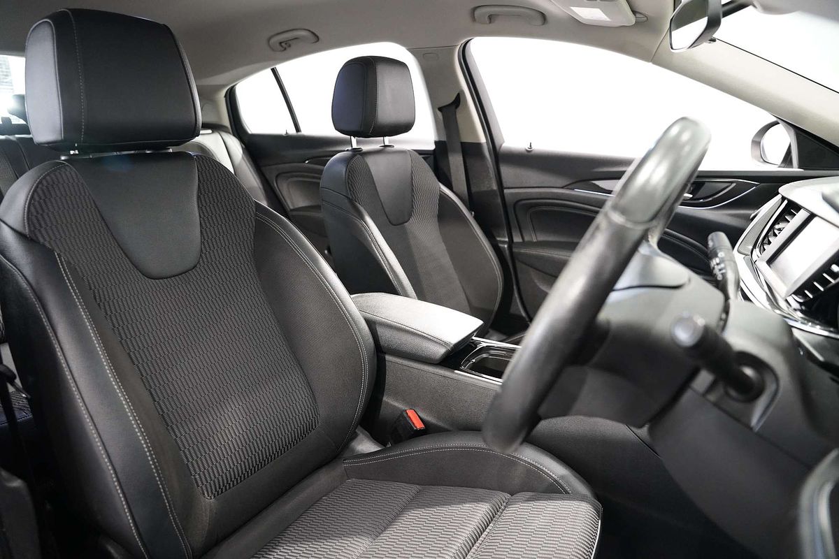2018 Holden Commodore RS ZB