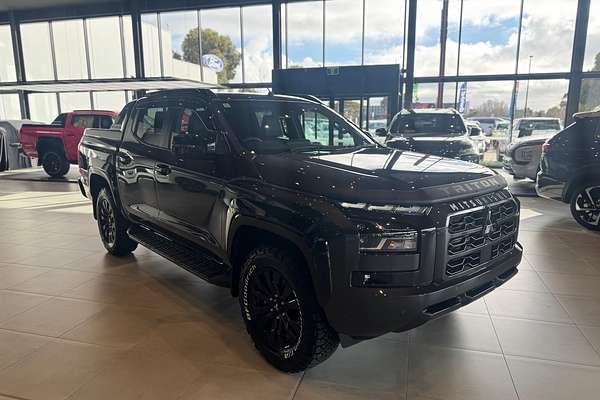 2025 Mitsubishi Triton GSR MV 4X4