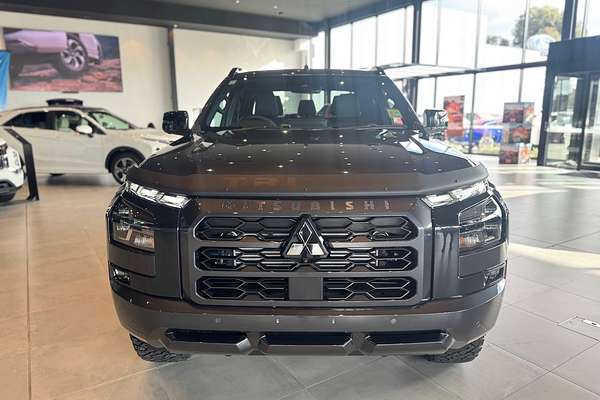 2025 Mitsubishi Triton GSR MV 4X4