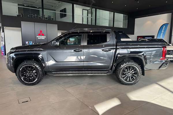 2025 Mitsubishi Triton GSR MV 4X4