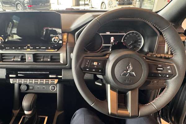 2025 Mitsubishi Triton GSR MV 4X4