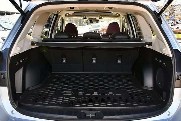 2024 Subaru Forester STI Sport S5