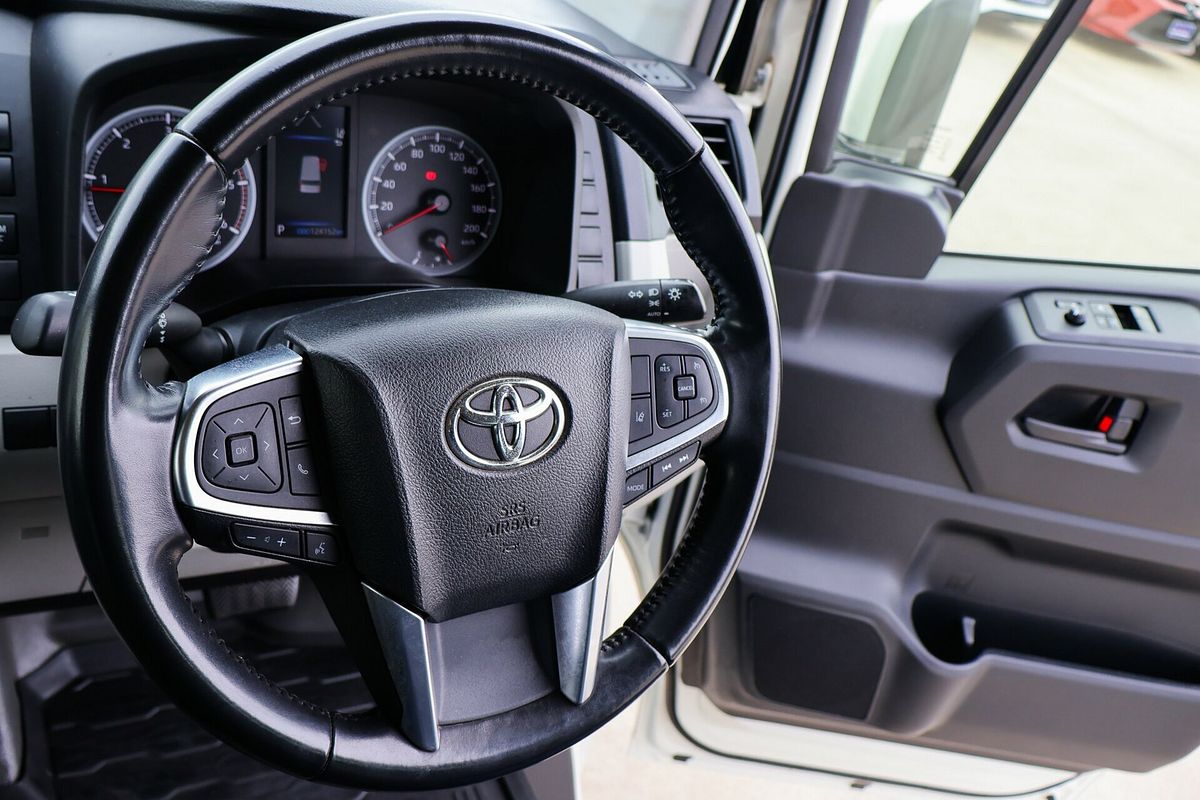 2021 Toyota Hiace GDH320R