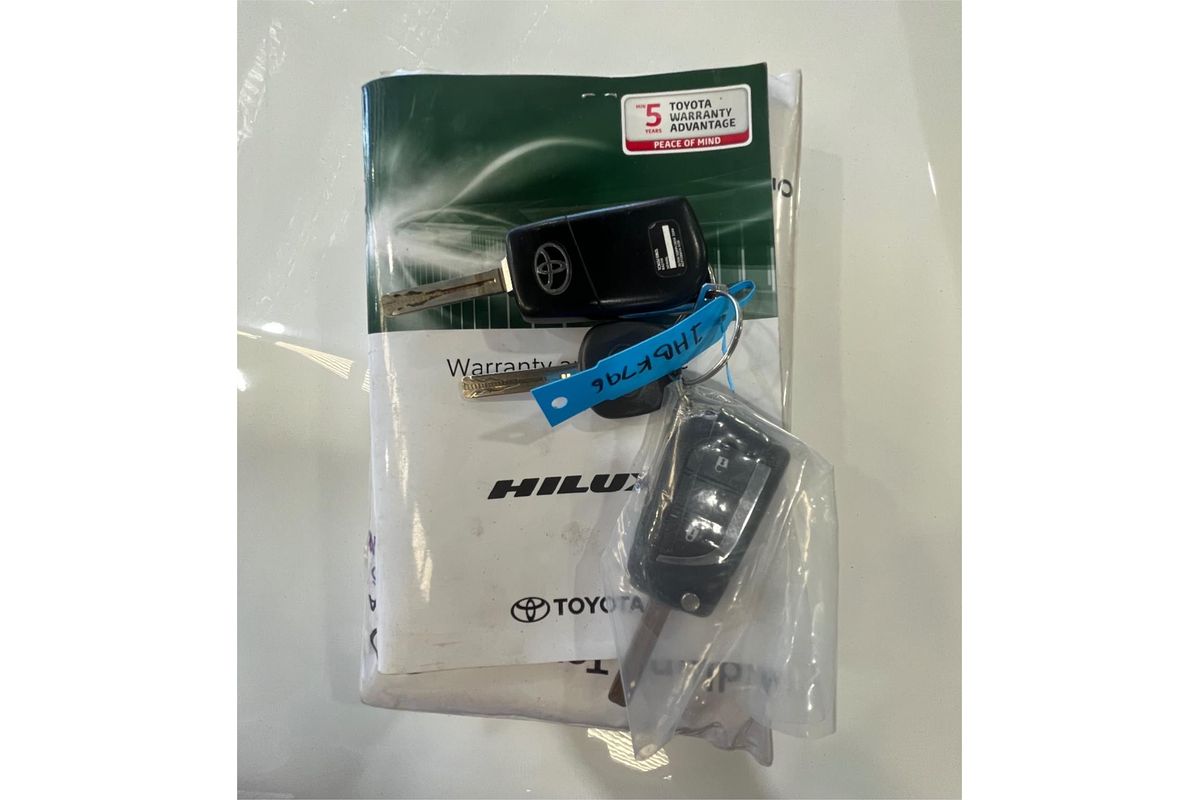 2020 Toyota Hilux SR GUN126R 4X4